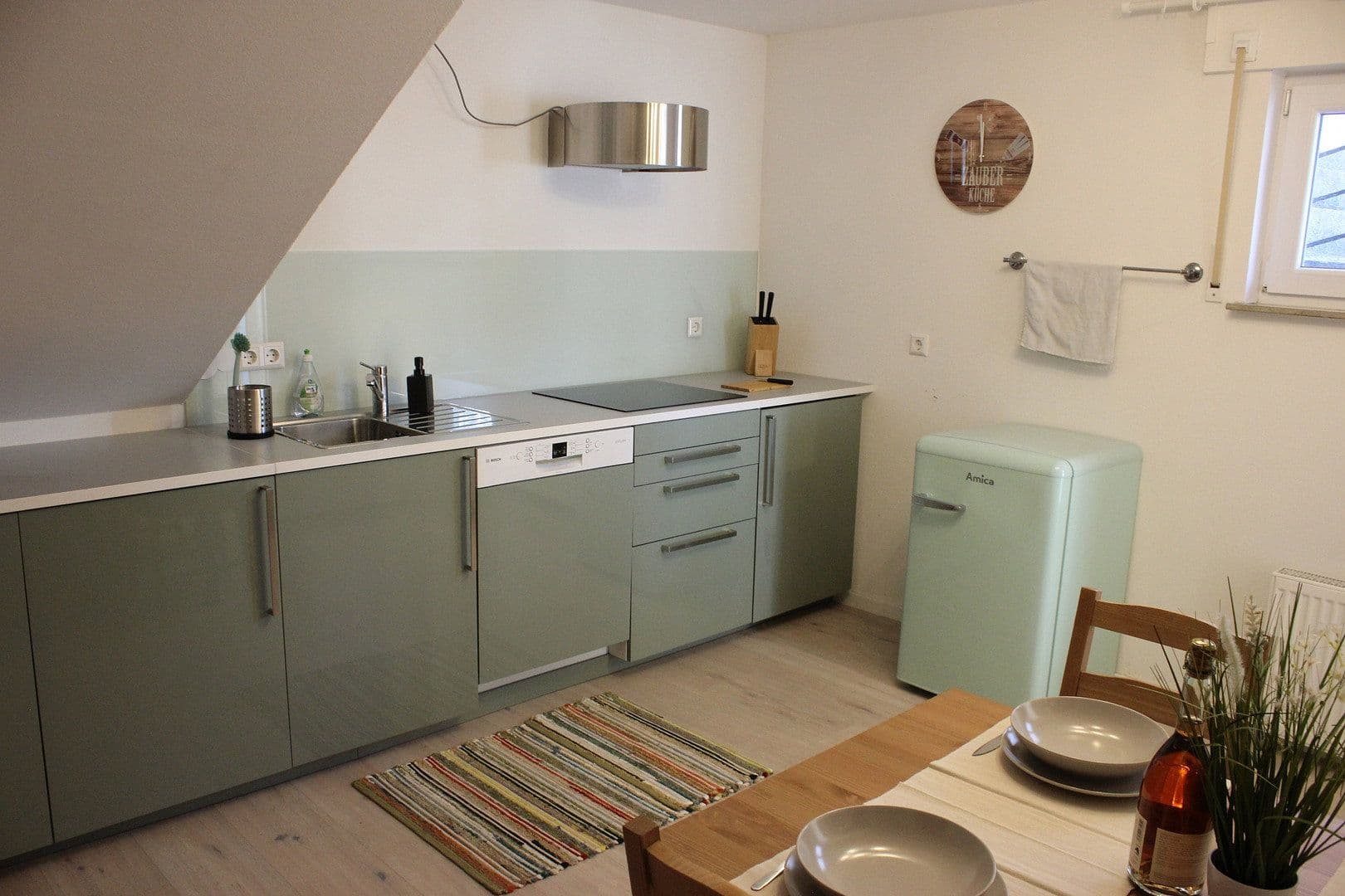 Prenájom bytu 2-izbový 45 m², Uhingen, Bádensko-Wurttembersko Prenájom bytu 2-izbový 45 m², Uhingen, Bádensko-Wurttembersko