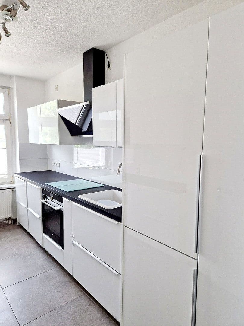 Prenájom bytu 2-izbový 81 m², Lindenstraße 32, Velten, Brandenbursko Prenájom bytu 2-izbový 81 m², Lindenstraße 32, Velten, Brandenbursko