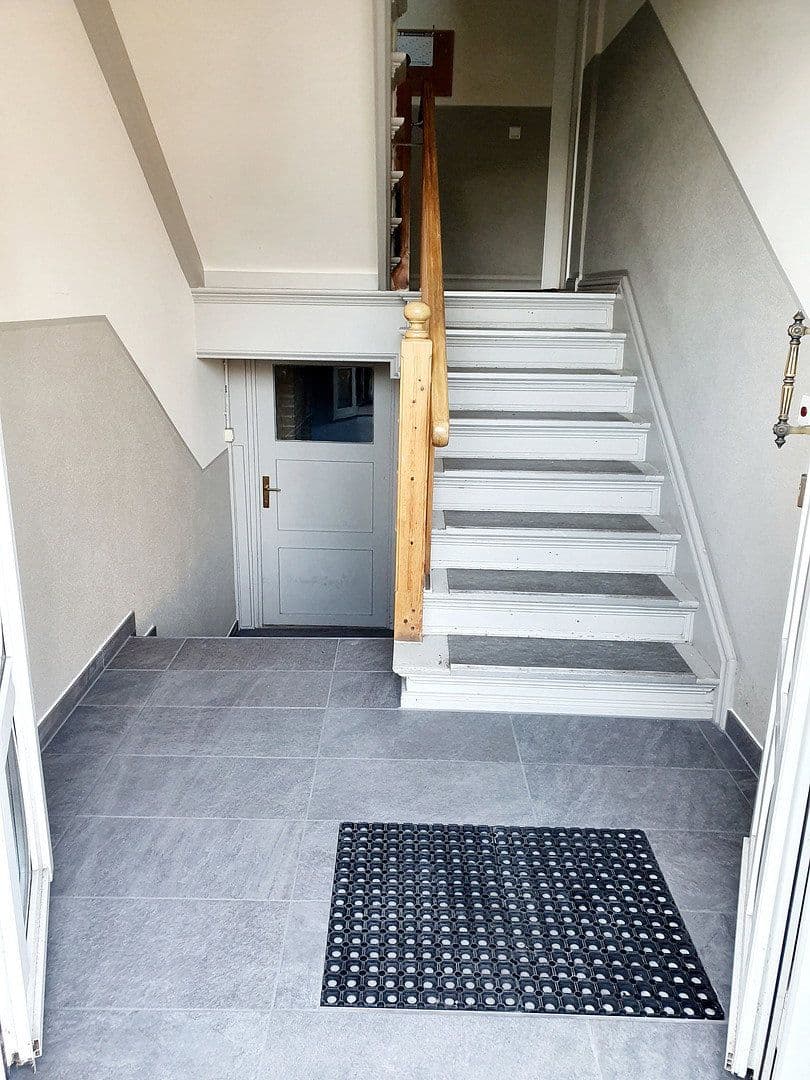 Prenájom bytu 2-izbový 81 m², Lindenstraße 32, Velten, Brandenbursko Prenájom bytu 2-izbový 81 m², Lindenstraße 32, Velten, Brandenbursko