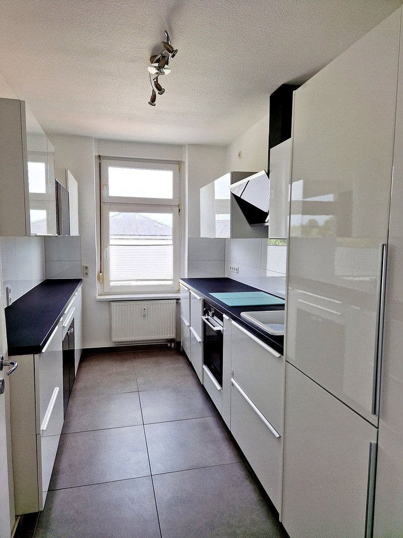 Prenájom bytu 2-izbový 81 m², Lindenstraße 32, Velten, Brandenbursko Prenájom bytu 2-izbový 81 m², Lindenstraße 32, Velten, Brandenbursko