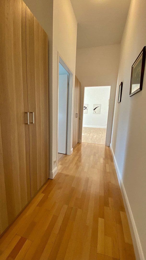 Prenájom bytu 3-izbový 116 m², Albrechtstraße, Berlin, Berlín Prenájom bytu 3-izbový 116 m², Albrechtstraße, Berlin, Berlín