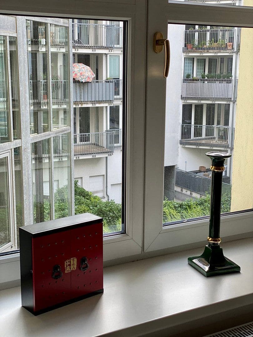 Prenájom bytu 3-izbový 116 m², Albrechtstraße, Berlin, Berlín Prenájom bytu 3-izbový 116 m², Albrechtstraße, Berlin, Berlín