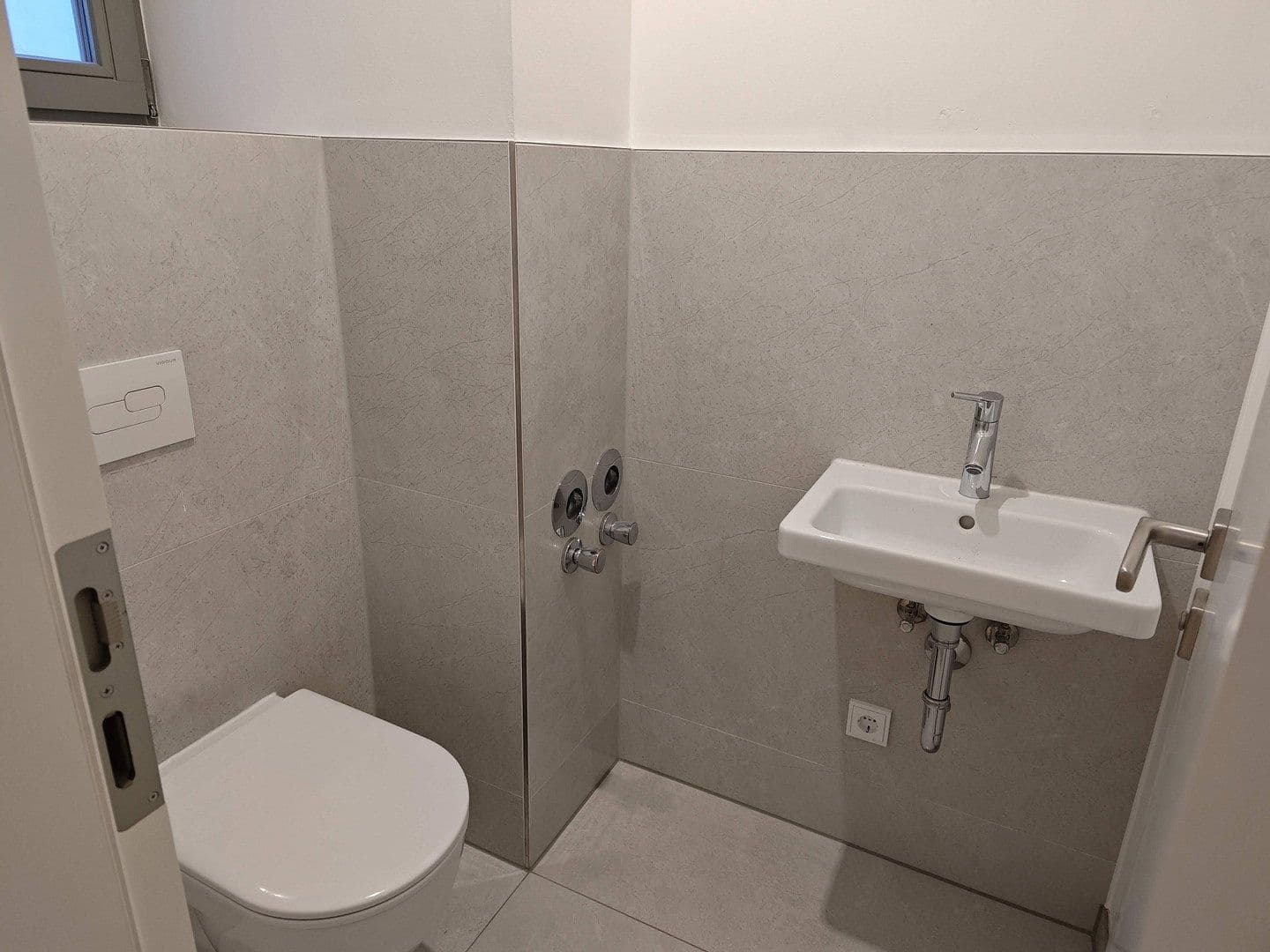 Prenájom bytu 3-izbový 118 m², Katharinenberg 6, Stralsund, Meklenbursko-Predpomoransko Prenájom bytu 3-izbový 118 m², Katharinenberg 6, Stralsund, Meklenbursko-Predpomoransko