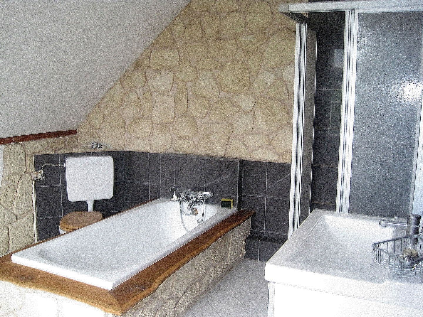 Prenájom bytu 2-izbový 90 m², Obernkirchen, Dolné Sasko Prenájom bytu 2-izbový 90 m², Obernkirchen, Dolné Sasko