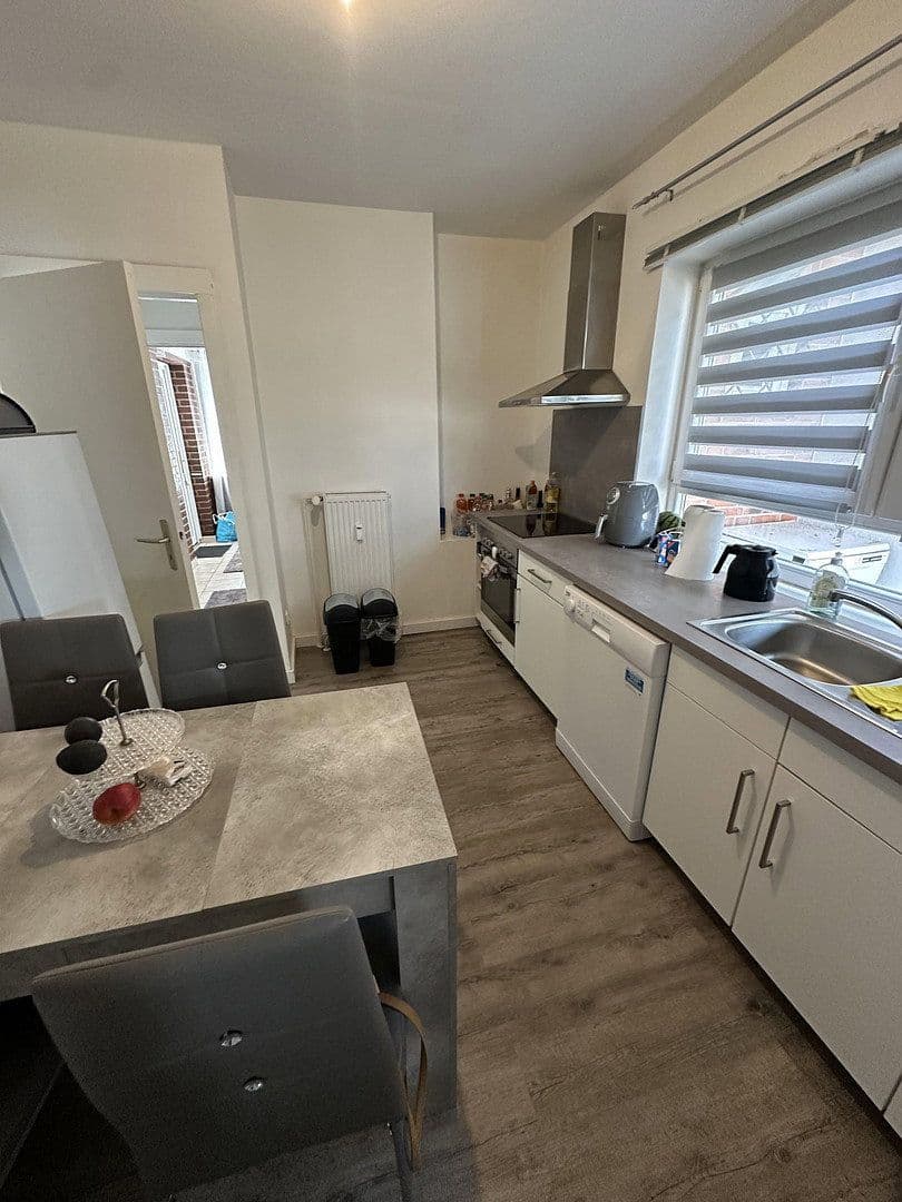 Prenájom bytu 3-izbový 70 m², Itzehoe, Šlezvicko-Holštajnsko Prenájom bytu 3-izbový 70 m², Itzehoe, Šlezvicko-Holštajnsko