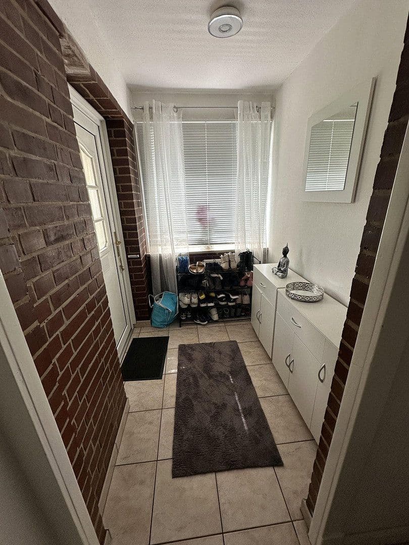 Prenájom bytu 3-izbový 70 m², Itzehoe, Šlezvicko-Holštajnsko Prenájom bytu 3-izbový 70 m², Itzehoe, Šlezvicko-Holštajnsko