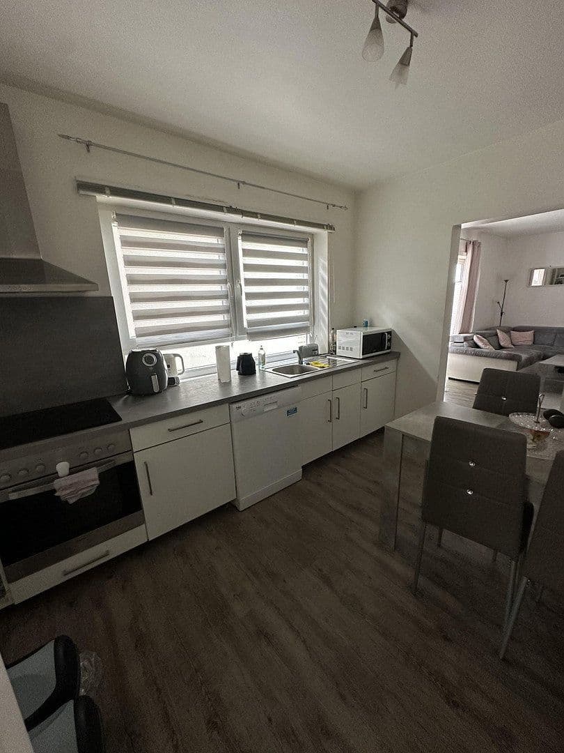 Prenájom bytu 3-izbový 70 m², Itzehoe, Šlezvicko-Holštajnsko Prenájom bytu 3-izbový 70 m², Itzehoe, Šlezvicko-Holštajnsko