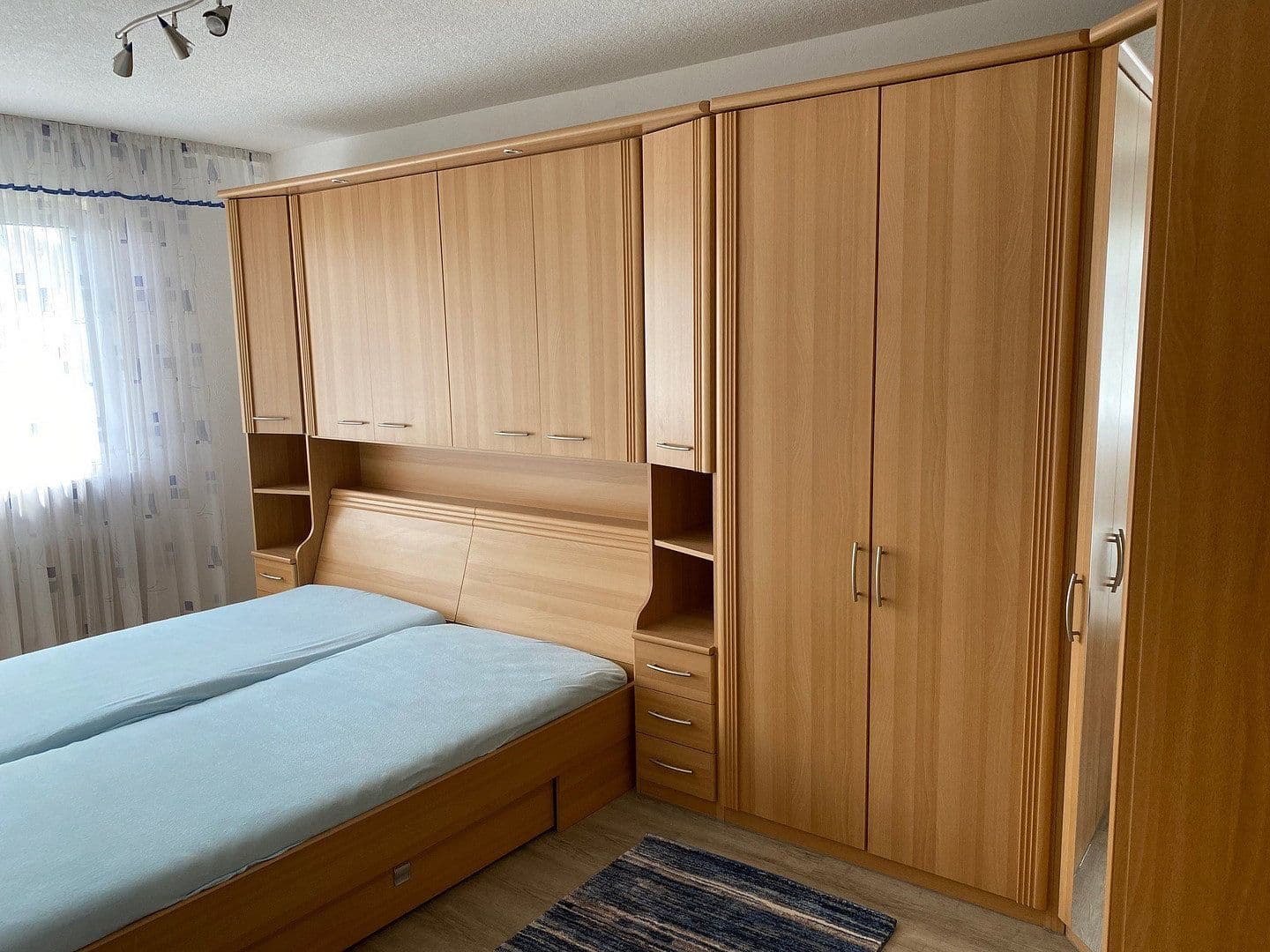 Prenájom bytu 2-izbový 60 m², Mannheim, Bádensko-Wurttembersko Prenájom bytu 2-izbový 60 m², Mannheim, Bádensko-Wurttembersko