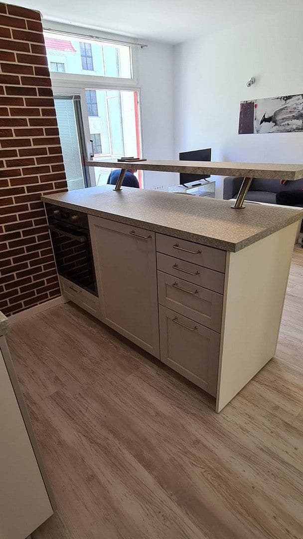 Prenájom bytu 1-izbový 35 m², Fredericiastrass 3, Berlin, Berlín Prenájom bytu 1-izbový 35 m², Fredericiastrass 3, Berlin, Berlín