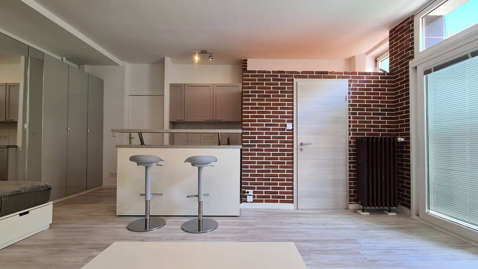 Prenájom bytu 1-izbový 35 m², Fredericiastrass 3, Berlin, Berlín Prenájom bytu 1-izbový 35 m², Fredericiastrass 3, Berlin, Berlín