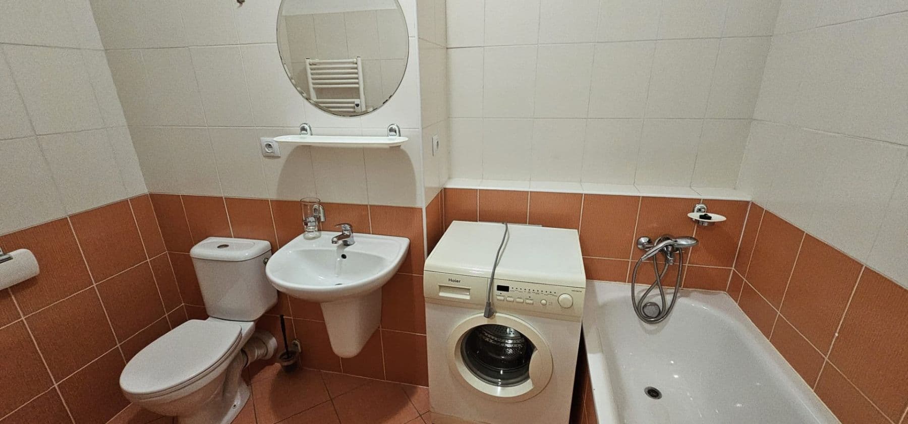 Prenájom bytu 2-izbový 46 m², Pod Harfou, Praha, Praha Prenájom bytu 2-izbový 46 m², Pod Harfou, Praha, Praha