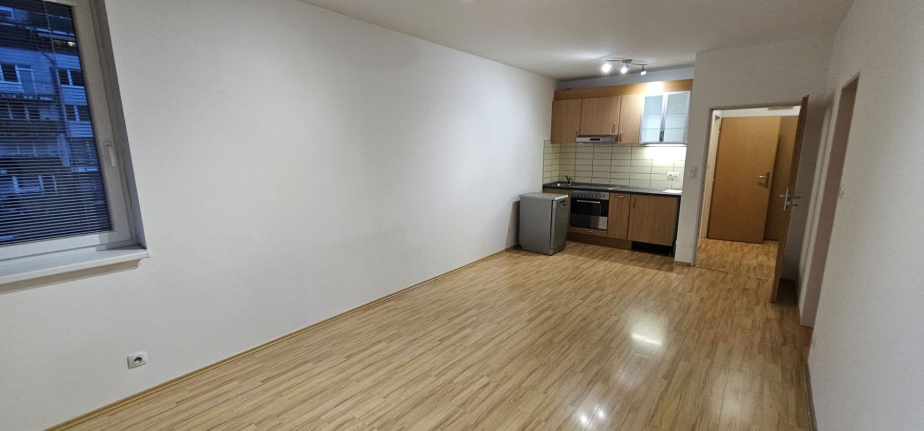 Prenájom bytu 2-izbový 46 m², Pod Harfou, Praha, Praha Prenájom bytu 2-izbový 46 m², Pod Harfou, Praha, Praha