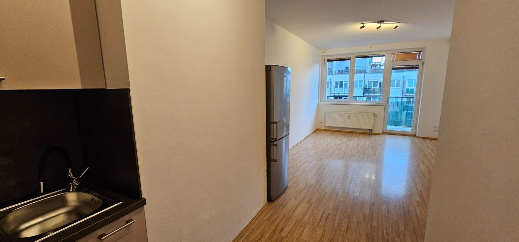 Prenájom bytu 2-izbový 46 m², Pod Harfou, Praha, Praha Prenájom bytu 2-izbový 46 m², Pod Harfou, Praha, Praha