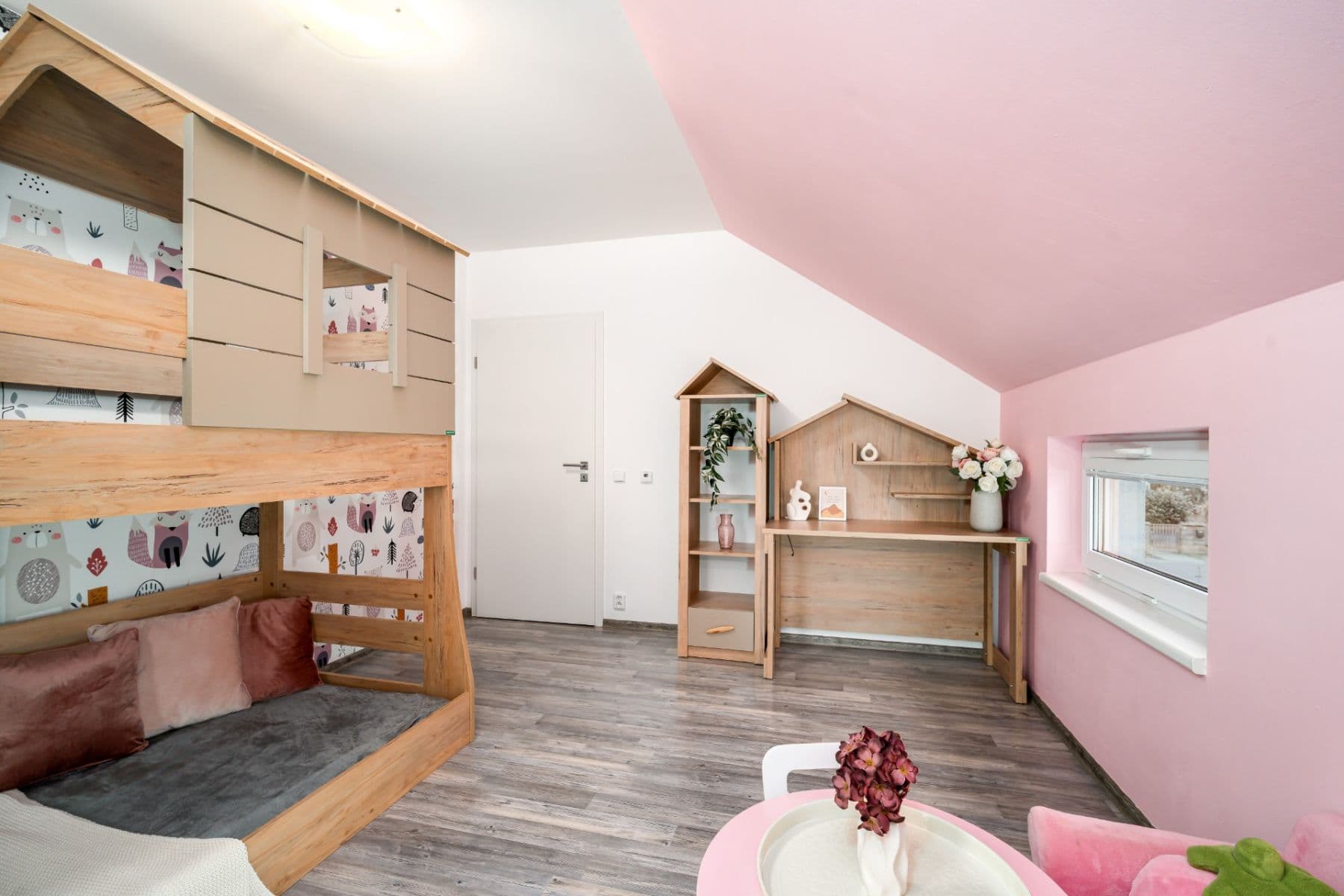 Predaj domu 266 m², pozemek 1.236 m², K Tišině, Řečany nad Labem, Pardubický kraj Predaj domu 266 m², pozemek 1.236 m², K Tišině, Řečany nad Labem, Pardubický kraj