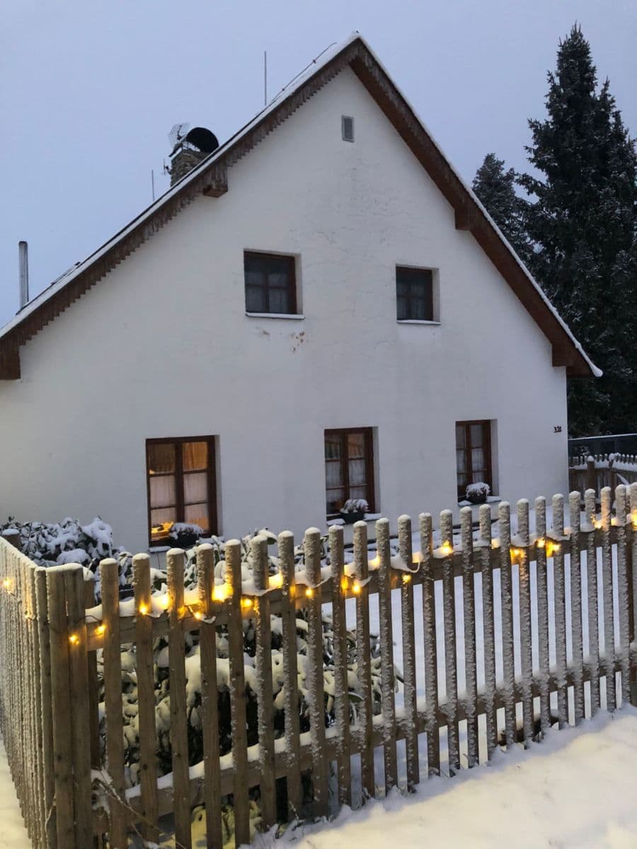 Predaj domu 160 m², pozemek 2.015 m², Bušanovice, Jihočeský kraj Predaj domu 160 m², pozemek 2.015 m², Bušanovice, Jihočeský kraj