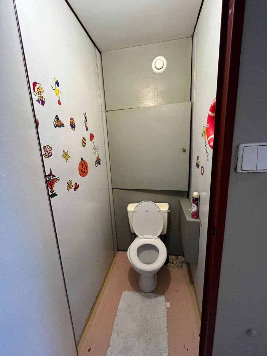 Prenájom bytu 2-izbový 43 m², Doležalova, Praha, Praha Prenájom bytu 2-izbový 43 m², Doležalova, Praha, Praha