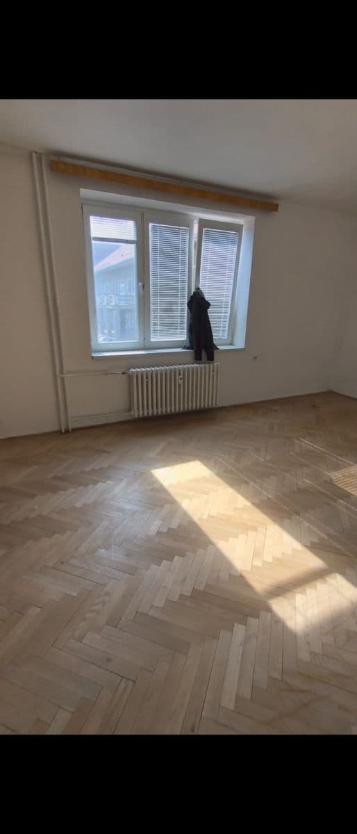 Prenájom bytu 3-izbový 81 m², třída Osvobození, Příbram, Středočeský kraj Prenájom bytu 3-izbový 81 m², třída Osvobození, Příbram, Středočeský kraj