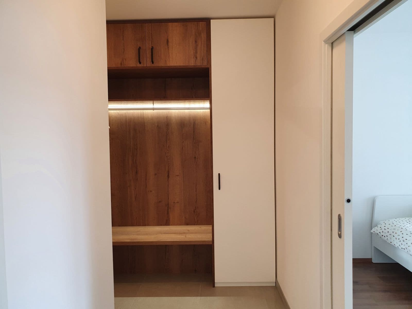 Prenájom bytu 2-izbový 62 m², Nemocniční, Plzeň, Plzeňský kraj Prenájom bytu 2-izbový 62 m², Nemocniční, Plzeň, Plzeňský kraj