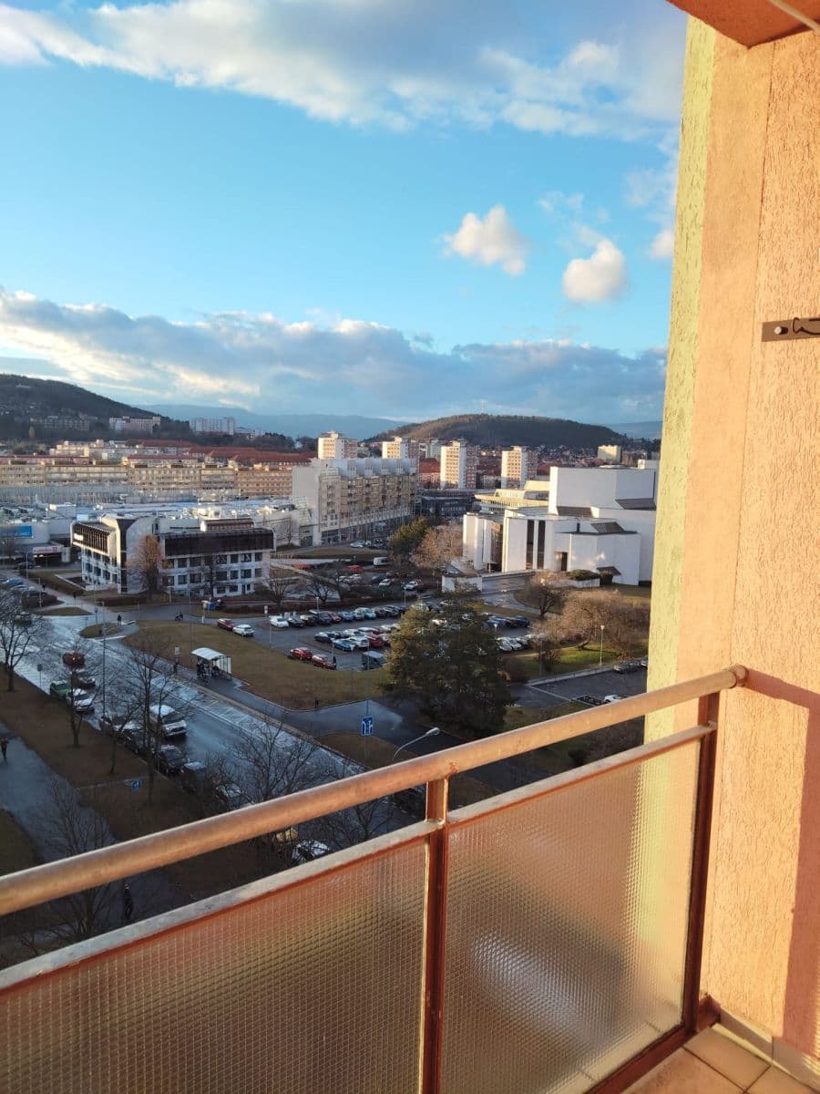 Prenájom bytu 2-izbový 52 m², Jaroslava Průchy, Most, Ústecký kraj Prenájom bytu 2-izbový 52 m², Jaroslava Průchy, Most, Ústecký kraj