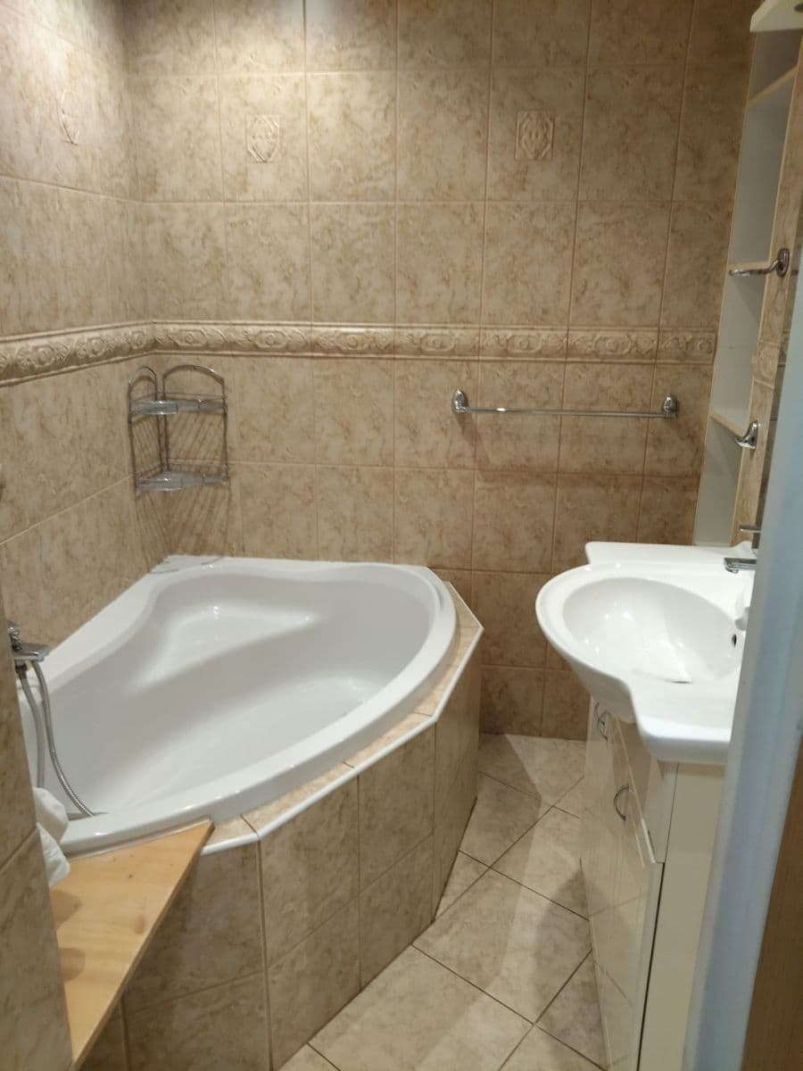 Prenájom bytu 2-izbový 52 m², Jaroslava Průchy, Most, Ústecký kraj Prenájom bytu 2-izbový 52 m², Jaroslava Průchy, Most, Ústecký kraj