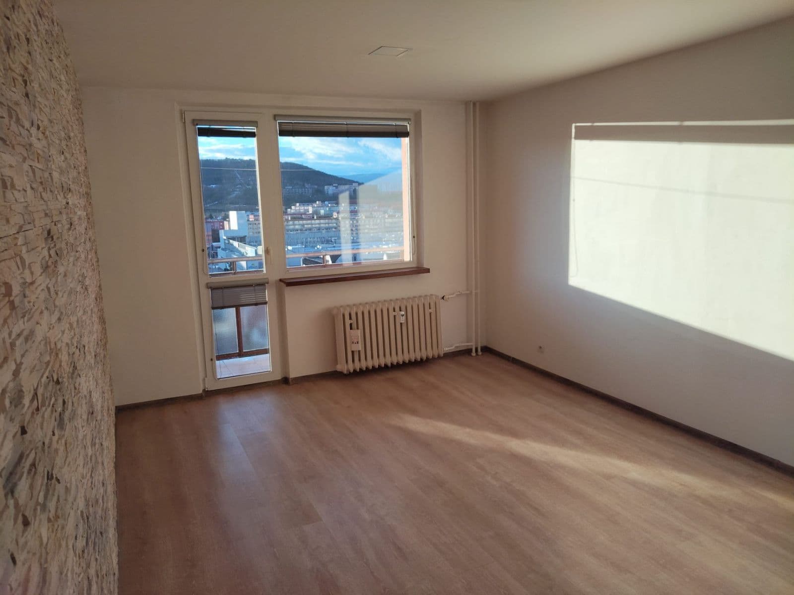 Prenájom bytu 2-izbový 52 m², Jaroslava Průchy, Most, Ústecký kraj Prenájom bytu 2-izbový 52 m², Jaroslava Průchy, Most, Ústecký kraj