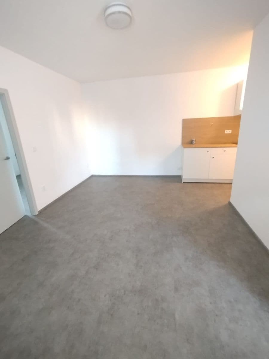 Predaj bytu 2-izbový 50 m², Hronovická, Pardubice, Pardubický kraj Predaj bytu 2-izbový 50 m², Hronovická, Pardubice, Pardubický kraj