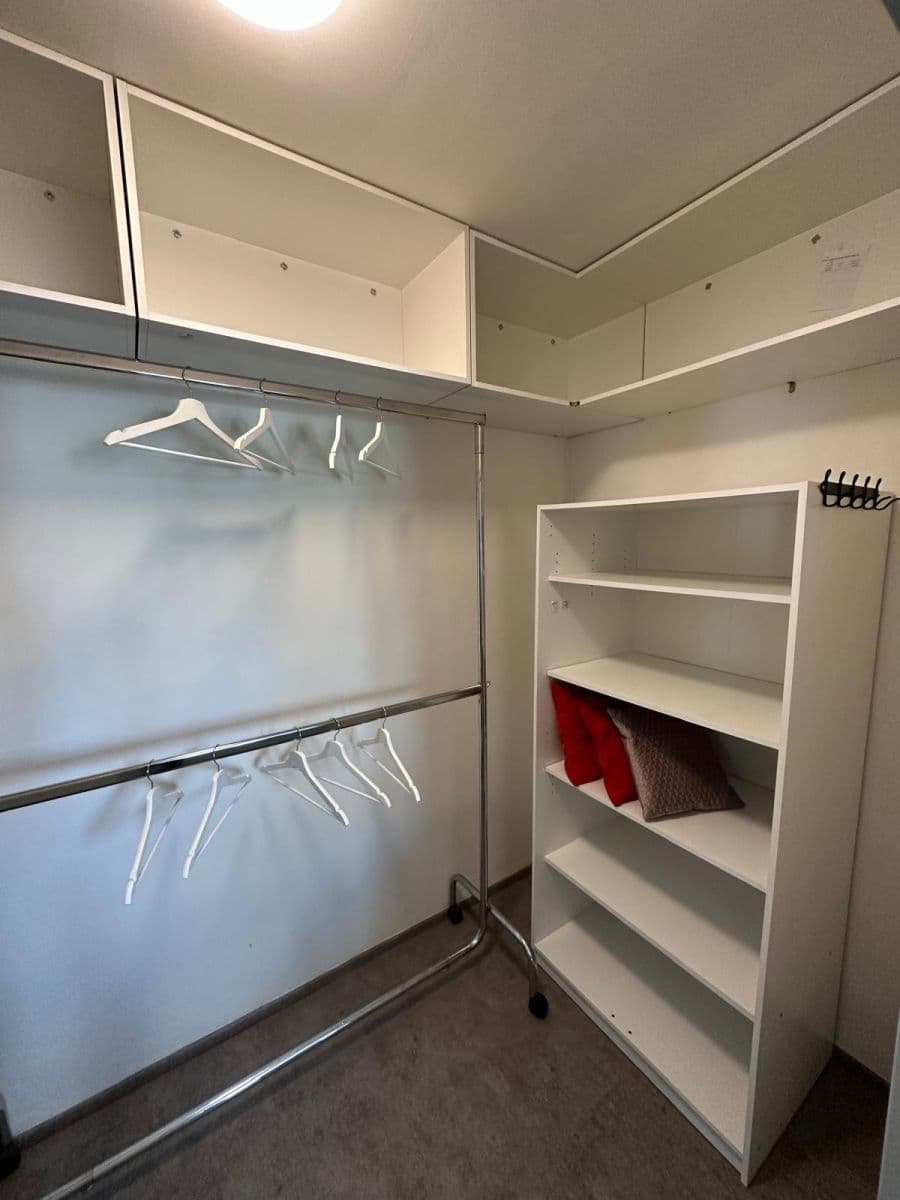 Predaj bytu 2-izbový 50 m², Hronovická, Pardubice, Pardubický kraj Predaj bytu 2-izbový 50 m², Hronovická, Pardubice, Pardubický kraj