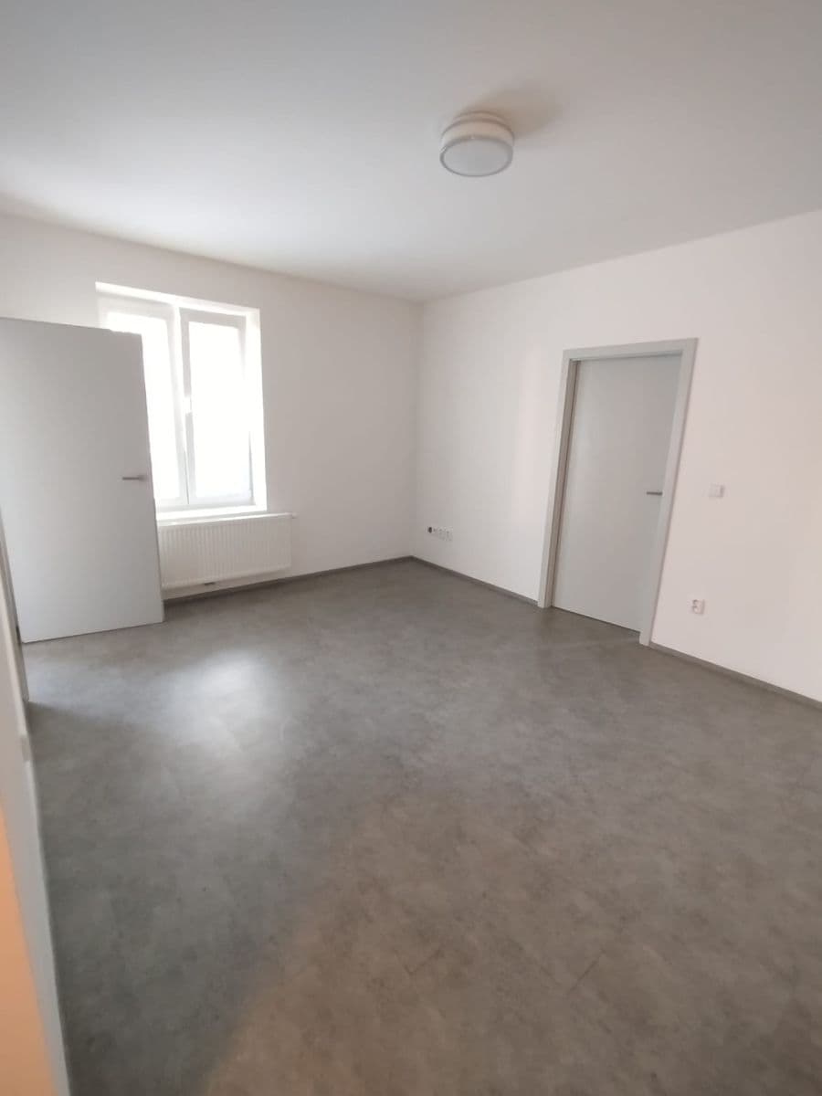 Predaj bytu 2-izbový 50 m², Hronovická, Pardubice, Pardubický kraj Predaj bytu 2-izbový 50 m², Hronovická, Pardubice, Pardubický kraj