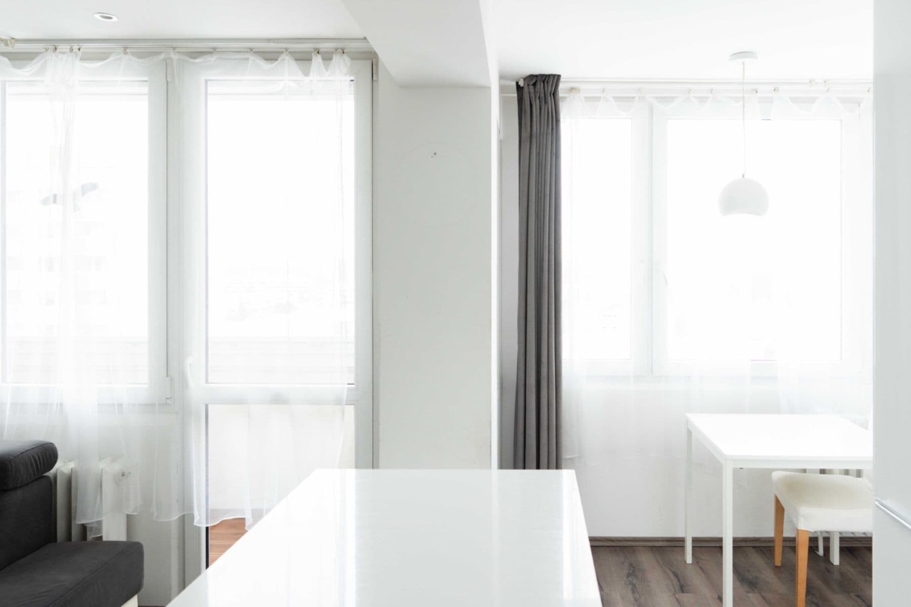 Prenájom bytu 3-izbový 74 m², K Červenému vrchu, Praha, Praha Prenájom bytu 3-izbový 74 m², K Červenému vrchu, Praha, Praha