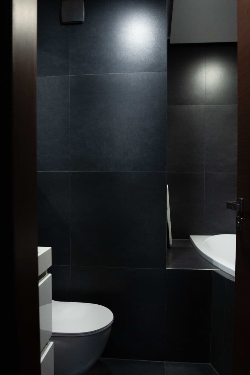 Prenájom bytu 3-izbový 74 m², K Červenému vrchu, Praha, Praha Prenájom bytu 3-izbový 74 m², K Červenému vrchu, Praha, Praha