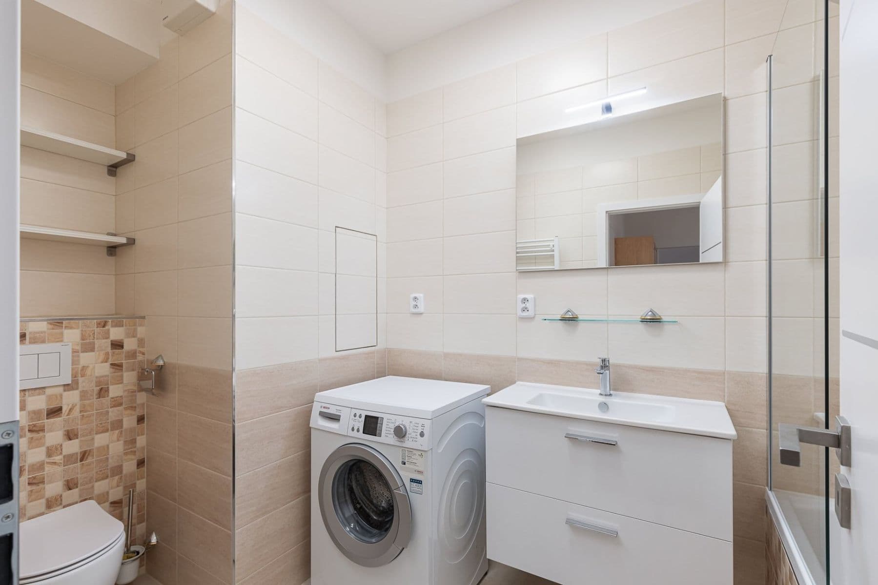 Prenájom bytu 2-izbový 52 m², Trnkovo náměstí, Praha, Praha Prenájom bytu 2-izbový 52 m², Trnkovo náměstí, Praha, Praha