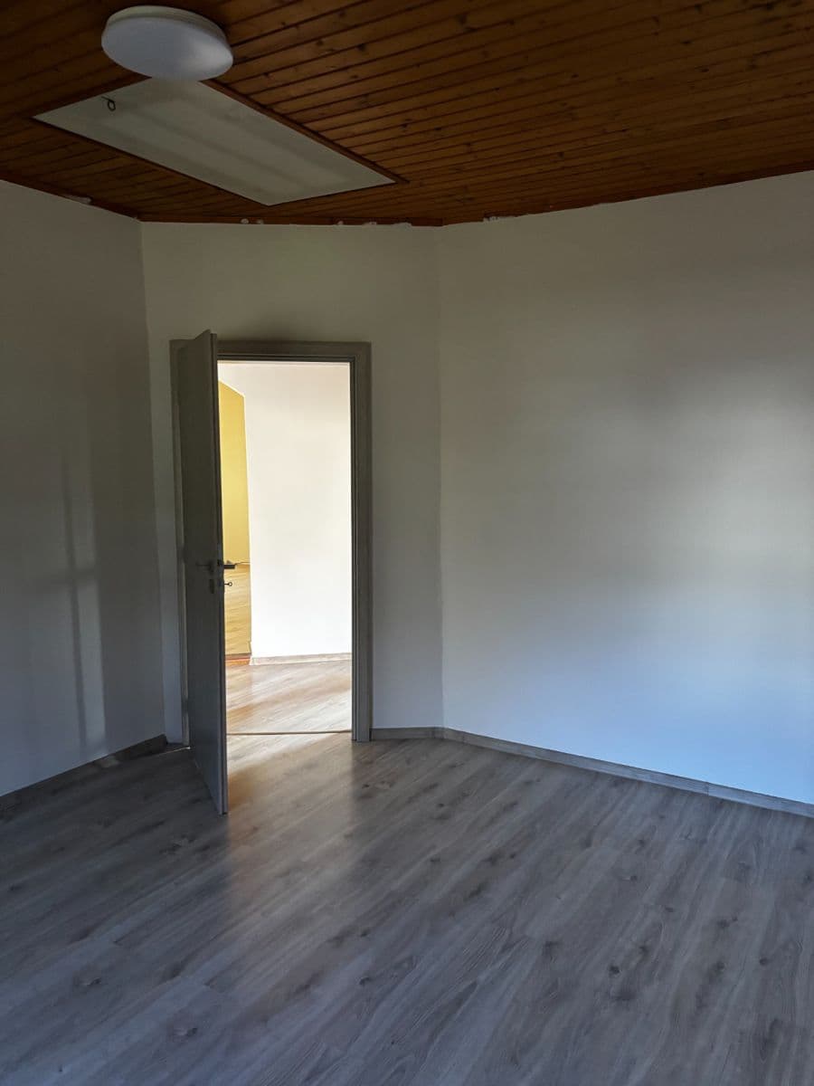 Predaj domu 80 m², pozemek 1.700 m², Bužkovská, Petřvald, Moravskoslezský kraj Predaj domu 80 m², pozemek 1.700 m², Bužkovská, Petřvald, Moravskoslezský kraj
