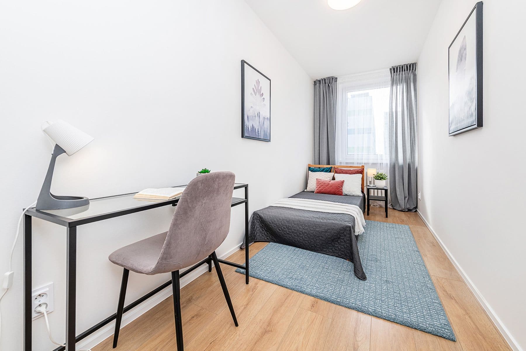 Predaj bytu 4-izbový 72 m², Lešenská, Praha, Praha Predaj bytu 4-izbový 72 m², Lešenská, Praha, Praha