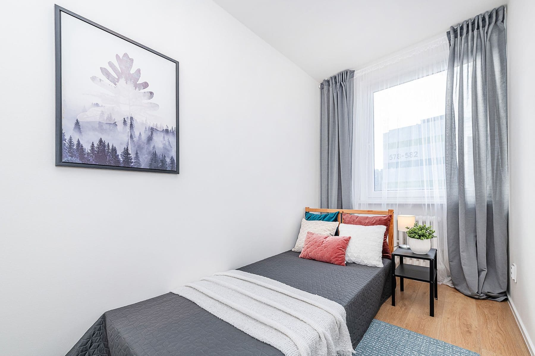 Predaj bytu 4-izbový 72 m², Lešenská, Praha, Praha Predaj bytu 4-izbový 72 m², Lešenská, Praha, Praha