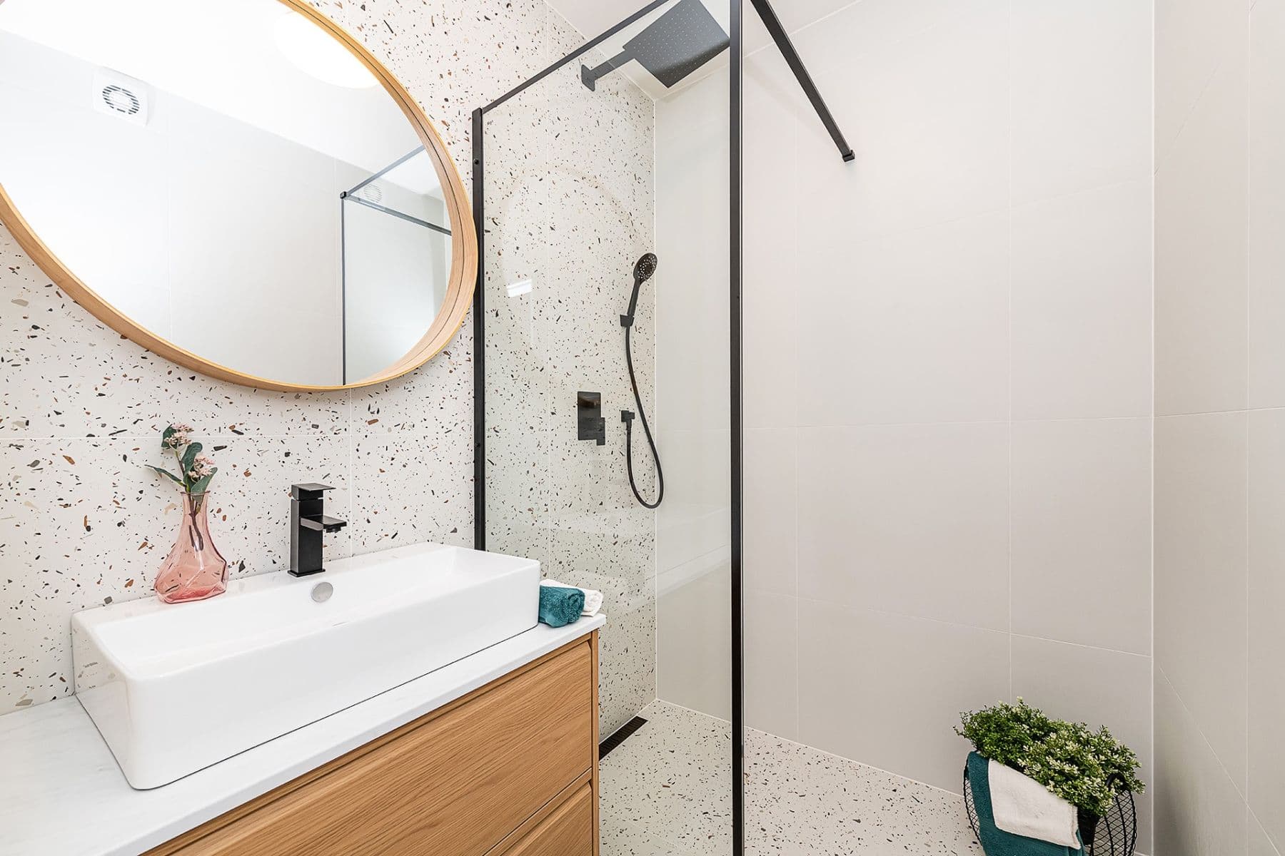 Predaj bytu 4-izbový 72 m², Lešenská, Praha, Praha Predaj bytu 4-izbový 72 m², Lešenská, Praha, Praha