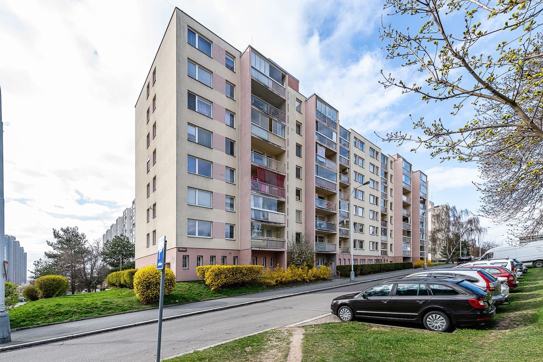 Predaj bytu 4-izbový 72 m², Lešenská, Praha, Praha Predaj bytu 4-izbový 72 m², Lešenská, Praha, Praha