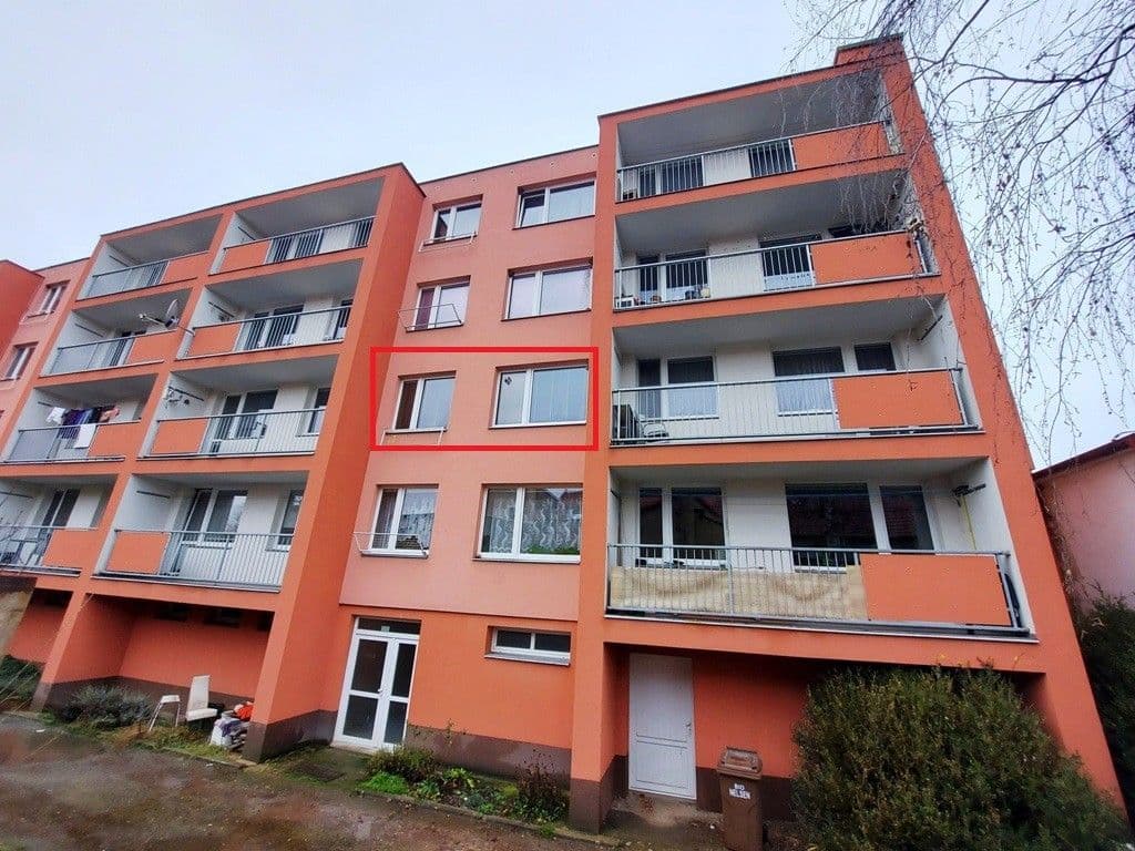 Prenájom bytu 2-izbový 42 m², Sídliště pionýrů, Úštěk, Ústecký kraj Prenájom bytu 2-izbový 42 m², Sídliště pionýrů, Úštěk, Ústecký kraj