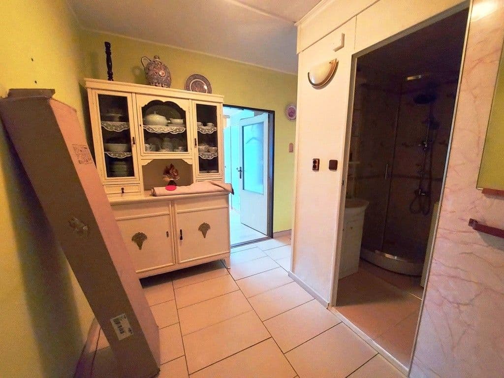 Prenájom bytu 2-izbový 42 m², Sídliště pionýrů, Úštěk, Ústecký kraj Prenájom bytu 2-izbový 42 m², Sídliště pionýrů, Úštěk, Ústecký kraj