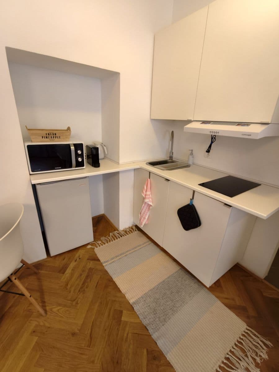 Predaj bytu 1-izbový 26 m², Heřmanova, Praha, Praha Predaj bytu 1-izbový 26 m², Heřmanova, Praha, Praha