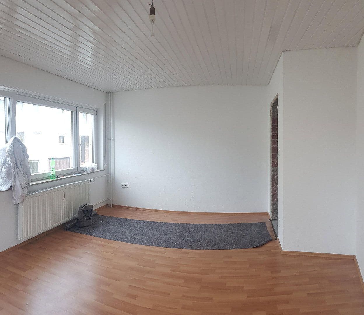 Prenájom bytu 2-izbový 55 m², Böblingen, Bádensko-Wurttembersko Prenájom bytu 2-izbový 55 m², Böblingen, Bádensko-Wurttembersko