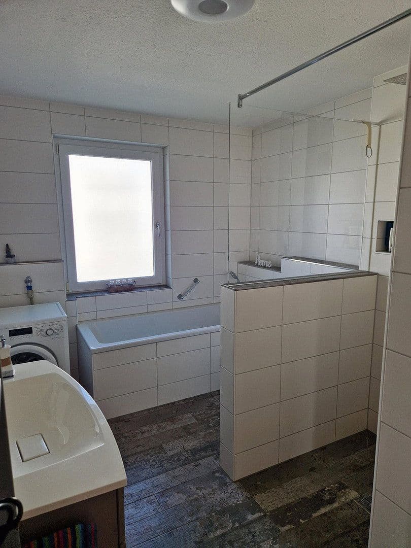 Predaj bytu 3-izbový 107 m², Hemmingen, Bádensko-Wurttembersko Predaj bytu 3-izbový 107 m², Hemmingen, Bádensko-Wurttembersko