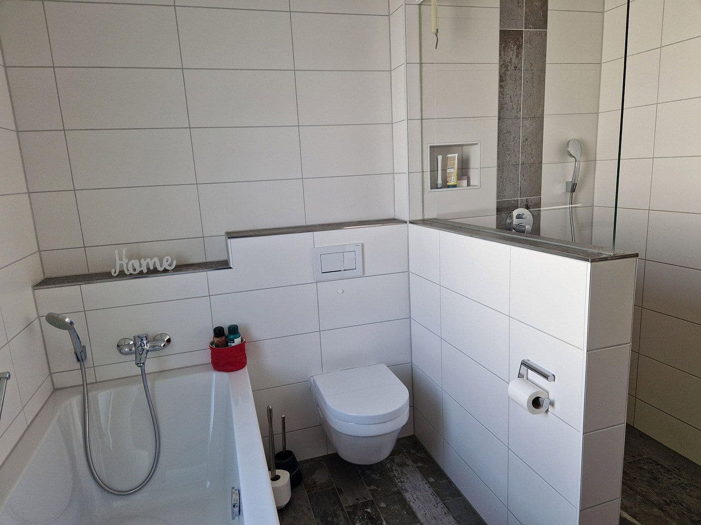 Predaj bytu 3-izbový 107 m², Hemmingen, Bádensko-Wurttembersko Predaj bytu 3-izbový 107 m², Hemmingen, Bádensko-Wurttembersko