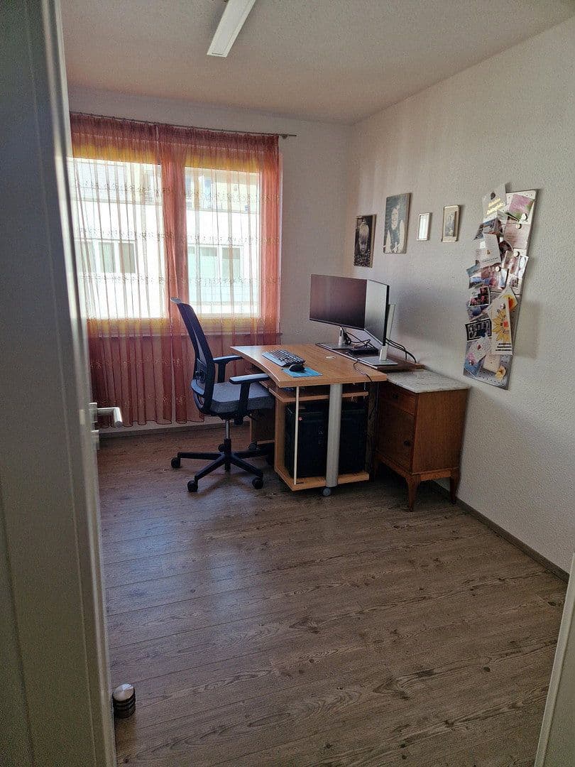 Predaj bytu 3-izbový 107 m², Hemmingen, Bádensko-Wurttembersko Predaj bytu 3-izbový 107 m², Hemmingen, Bádensko-Wurttembersko
