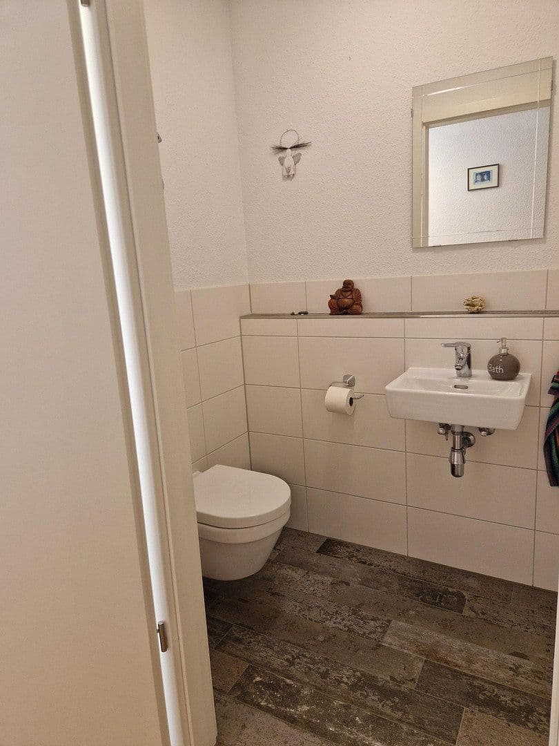 Predaj bytu 3-izbový 107 m², Hemmingen, Bádensko-Wurttembersko Predaj bytu 3-izbový 107 m², Hemmingen, Bádensko-Wurttembersko