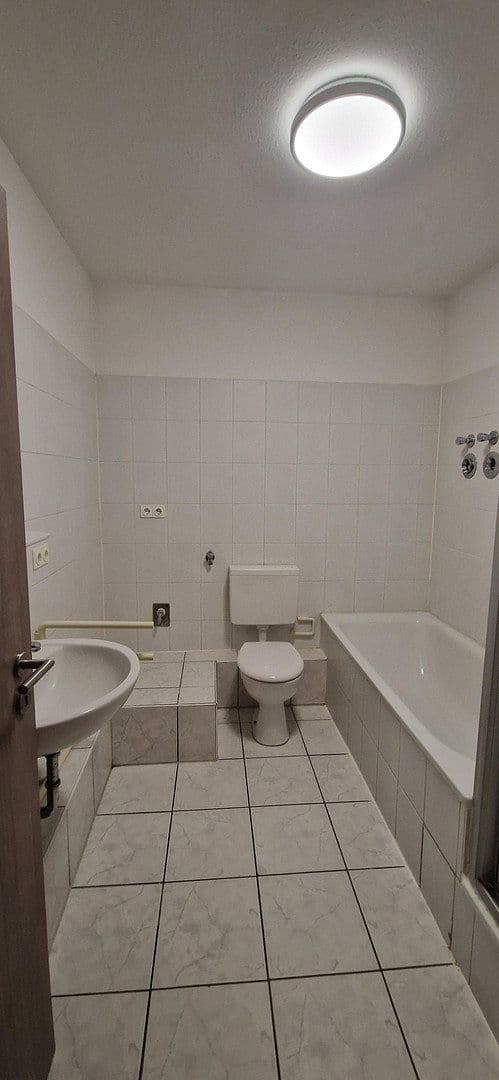 Prenájom bytu 3-izbový 83 m², Krumme Straße 13, Stadthagen, Dolné Sasko Prenájom bytu 3-izbový 83 m², Krumme Straße 13, Stadthagen, Dolné Sasko