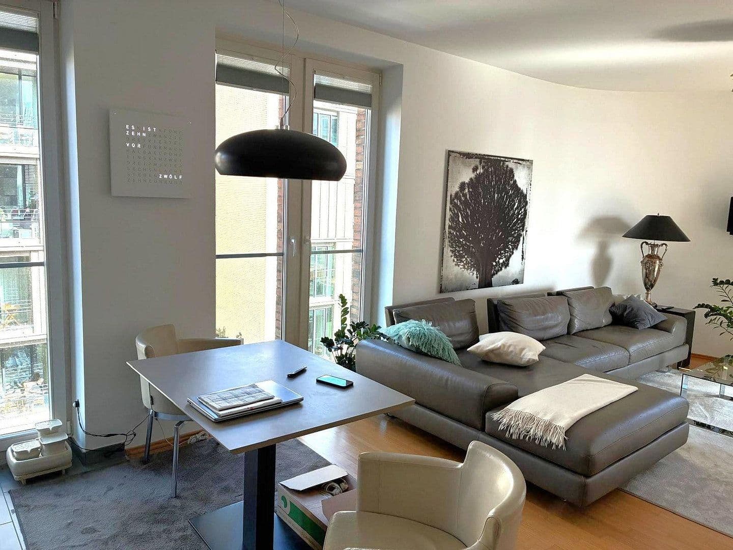 Prenájom bytu 2-izbový 62 m², Am Kaiserkai 51, Hamburg, Hamburg Prenájom bytu 2-izbový 62 m², Am Kaiserkai 51, Hamburg, Hamburg