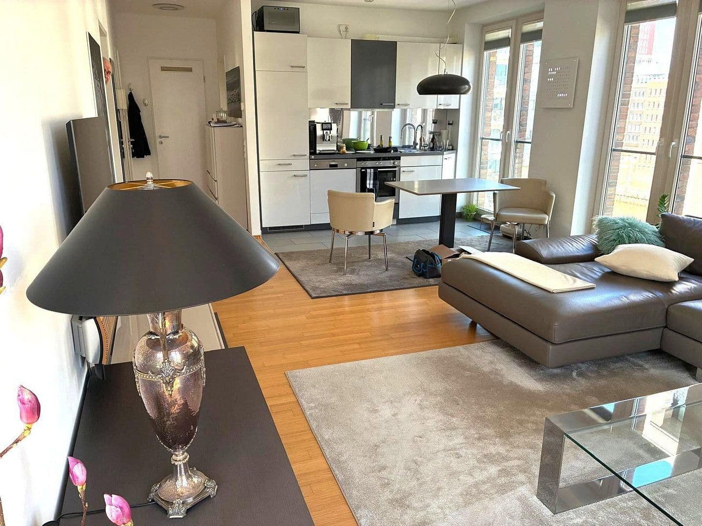 Prenájom bytu 2-izbový 62 m², Am Kaiserkai 51, Hamburg, Hamburg Prenájom bytu 2-izbový 62 m², Am Kaiserkai 51, Hamburg, Hamburg