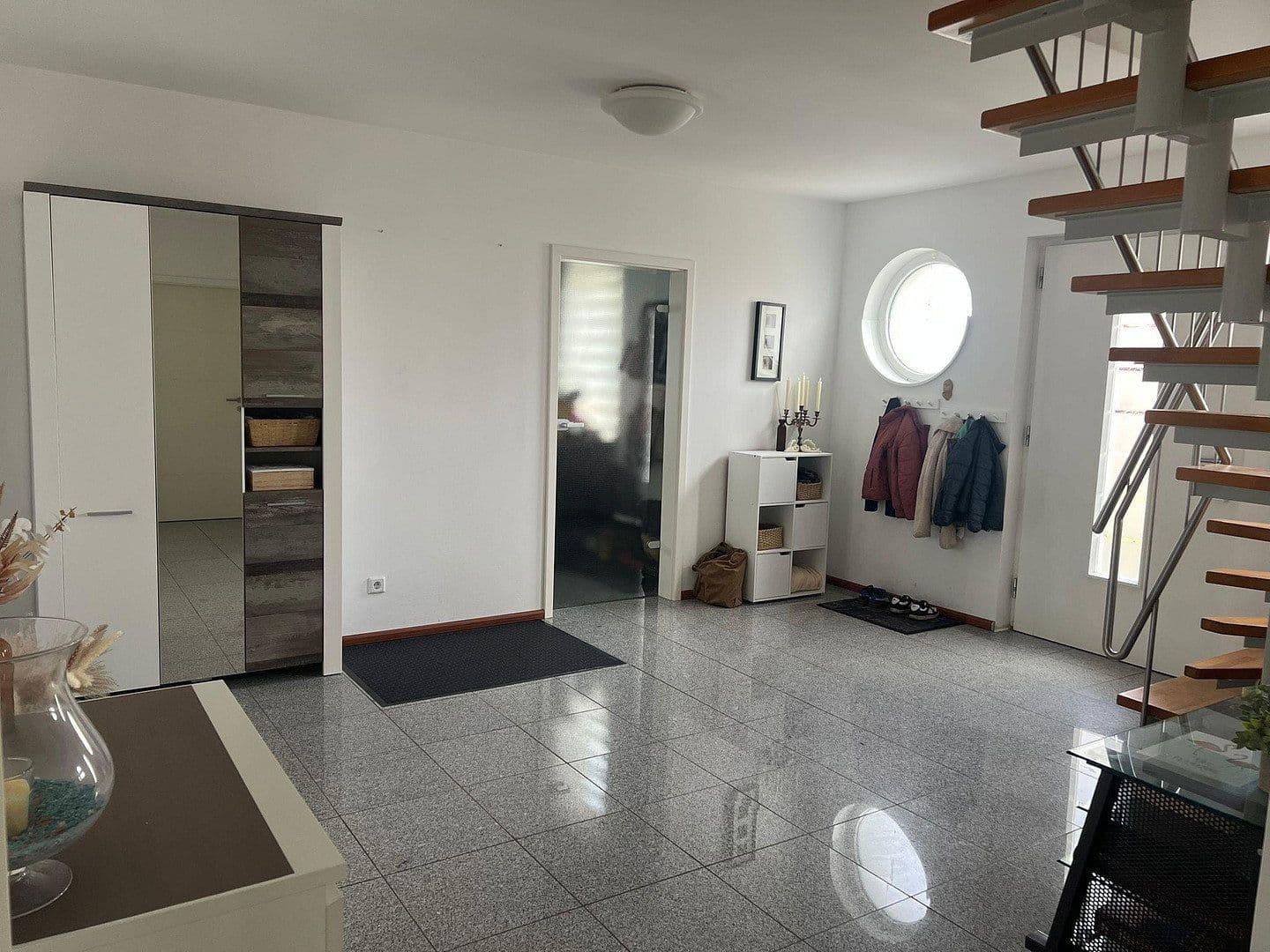 Predaj domu 186 m², pozemek 866 m², Nienburg/Weser, Dolné Sasko Predaj domu 186 m², pozemek 866 m², Nienburg/Weser, Dolné Sasko