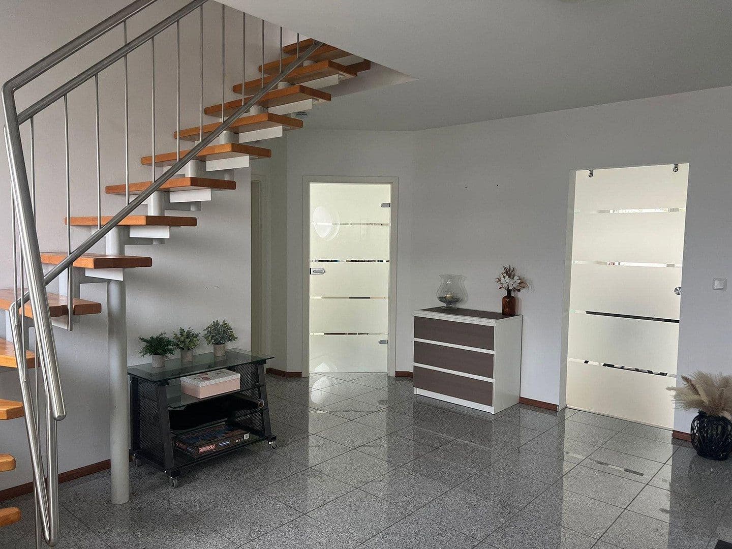 Predaj domu 186 m², pozemek 866 m², Nienburg/Weser, Dolné Sasko Predaj domu 186 m², pozemek 866 m², Nienburg/Weser, Dolné Sasko