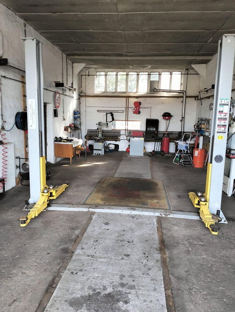 Predaj domu 170 m², pozemek 7.870 m², Alter Bahndamm 29, Colbitz, Sasko-Anhaltsko Predaj domu 170 m², pozemek 7.870 m², Alter Bahndamm 29, Colbitz, Sasko-Anhaltsko